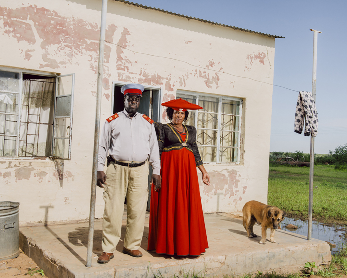 Herero #70, Namibie 2023 Real Portraitik #1  Photographie Fine art print sur Hahnemühle SG-HE70 ©Stephan Gladieu 