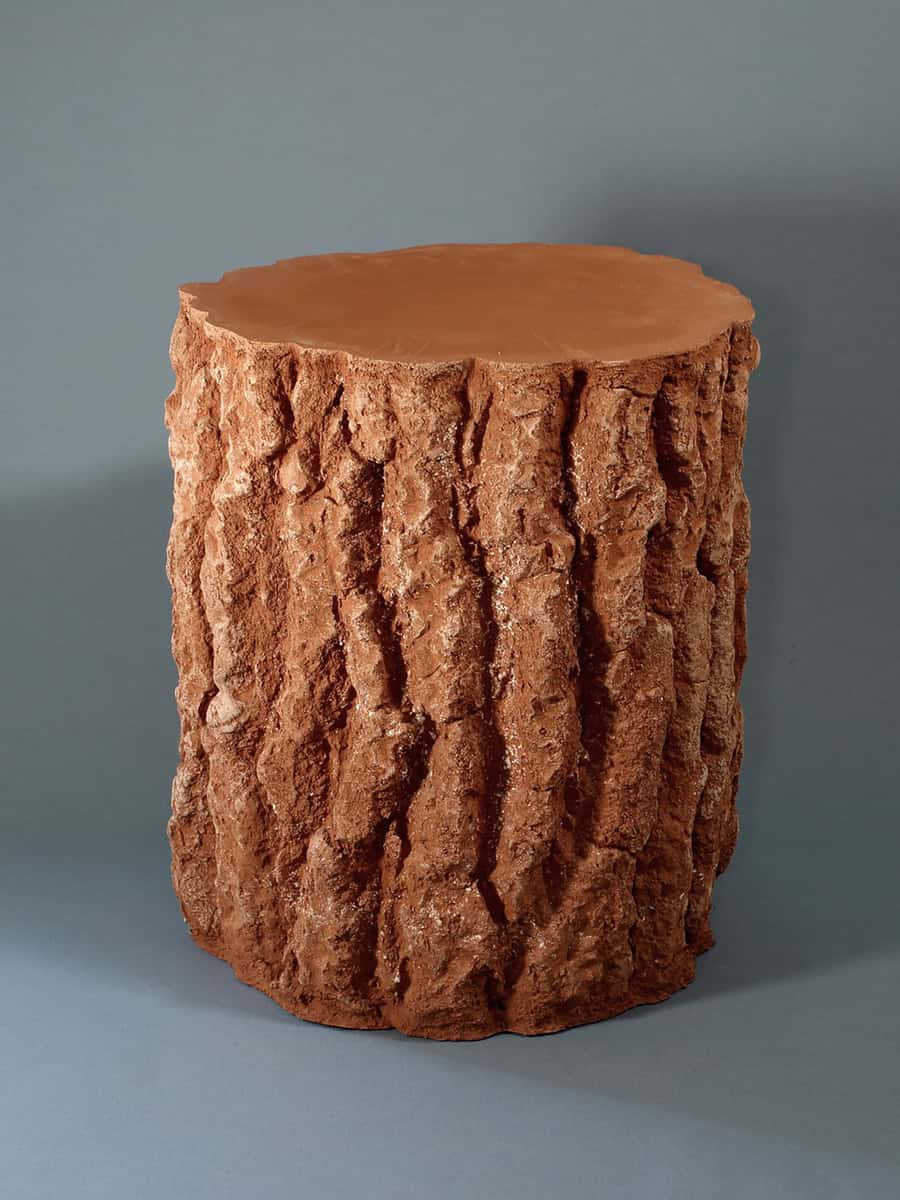 Stool acajou, 2022 sculpture grès émaillé 31 x 24 H.36 cm MF-2203 Matthieu Faury